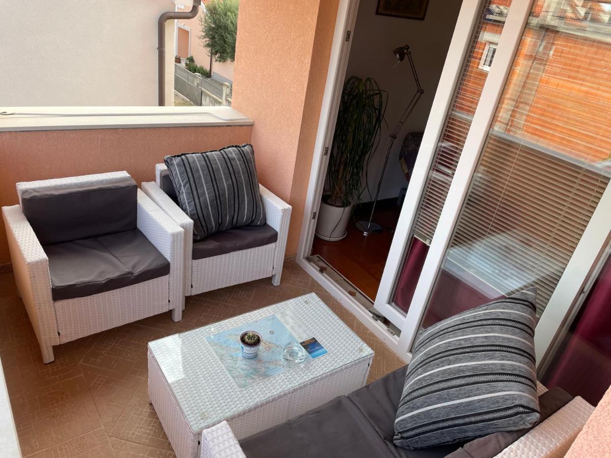 Apartments Dumina Murter Luaran gambar
