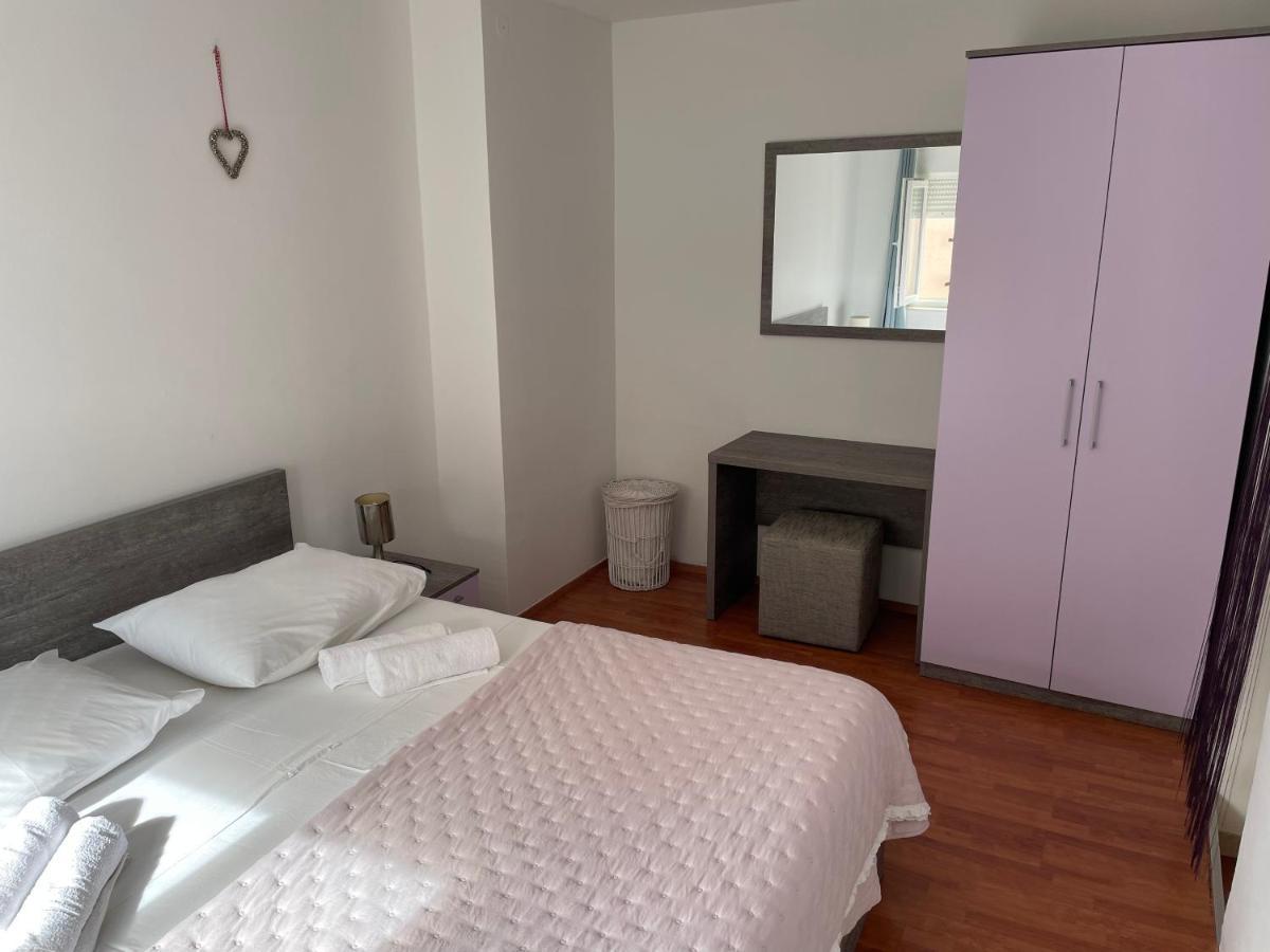 Apartments Dumina Murter Luaran gambar